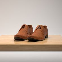 Zapatos | Cinema 4D & Arnold Render. 3D, and 3D Design project by David Brat - 11.20.2019