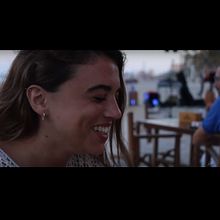 (Vídeo) Un dedo de espuma, dos dedos de frente. Un proyecto de Vídeo de Luisa Bori García - 06.08.2016