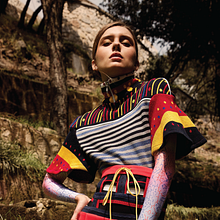 Mickey 90 aniversario / Inclusión en Latinoamérica  - Publicación para VOGUE MX. Un progetto di Design, Fashion design e Fotografia di moda di Ximena Corcuera - 01.12.2019