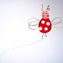 WALL PAINTING BEES . Un proyecto de Dirección de arte de Elizabeth Pena León - 07.12.2005
