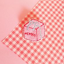 Mendl's. Un proyecto de Bordado de Flora Te - 17.12.2019