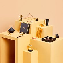BODEGONES VOLKA. Un projet de Direction artistique, Photographie , et Photographie de produits de Nay Jiménez - 20.12.2019