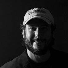 Algunos de mis trabajos en piedra y hierro, acrílico sobre tela y papel sobre tela. Un progetto di Produzione audiovisiva di Alfredo Arauz-Imbert - 24.12.2019