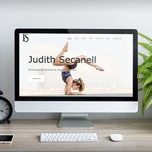 Diseño web. Un progetto di Design, Graphic design, Web design e Web development di Amaia Bloom - 01.09.2018