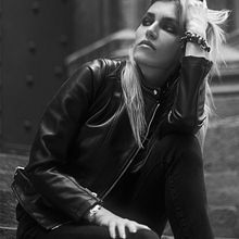 Xenia_oche. Fashion Photograph, Outdoor Photograph, and Photo Retouching project by Jero Cerezo - 01.10.2019