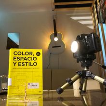 GuitarrLamp - LampCam. Interior Design project by Esteban BL - 01.14.2020