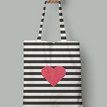 Cloth Bags by laffi_design. Un proyecto de Diseño gráfico de lafifi _ design - 18.01.2020