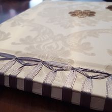 primeros cuadernos con tapa bordada. Un projet de Reliure , et Broderie de Cristina Voces - 05.03.2020