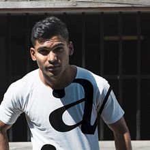 ¿IDENTIDAD?. Un proyecto de Br, ing e Identidad, Diseño gráfico, Publicidad y Diseño de logotipos de Andrés Vélez Vera - 14.04.2018