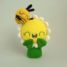 Daisy and Bee are more than just friends! Ein Projekt aus dem Bereich Bildende Künste, H, werk, Skulptur, Design von Figuren und Art To von droolwool - 04.02.2020