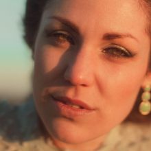 Proyecto retrato intimista: "Las dos caras de la melancolía". Un proyecto de Fotografía artística de Lorena Caro - 25.01.2020