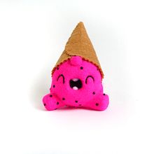 Scoopsie Dragon fruit Ein Projekt aus dem Bereich Bildende Künste, H, werk, Design von Figuren, Skulptur und Art To von droolwool - 07.02.2020