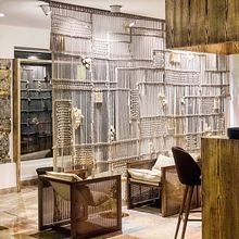 Restaurante Tsukiji (Lisboa): Painéis em macramé com escamas e medalhas de cerâmica . % Diana Cunha tarafından hazırlanan Sanat ve El Sanatları, El, Ve af Sanatları projesi - 09.09.2020