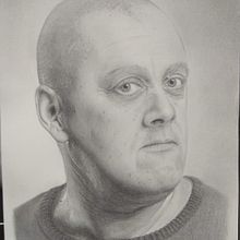 Auto-retrato realista com lápis grafite. Realistic Drawing project by Joaquim Soares - 02.07.2020