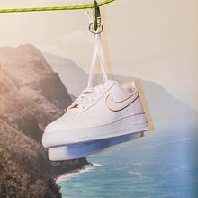 'UNFOLLOW XMAS, dream your holidays' Campaign for Wanna Sneakers . . Art Direction, Fine-Art Photograph, Studio Photograph, Fashion Photograph, Product Photograph, Digital Photograph, Instagram Photograph, Instagram, Marketing, and Digital Marketing project by Gara Béjar Millet - 02.14.2020