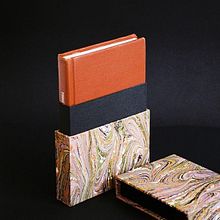 Estuche de petaca para libro de samurai. Un proyecto de Encuadernación de Amelia Garcia - 01.09.2019