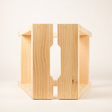 Strenua - Stool / Step / Side table. Design, 3D Design, Product Design, Industrial Design, Photograph, and Product Photograph project by Estela Míguez Gómez - 02.29.2020