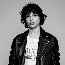 Finn Wolfhard x Seventeen México. Studio Photograph, Fashion Photograph, Portrait Photograph, Photograph, and Digital Photograph project by Esteban Calderón - 12.01.2017