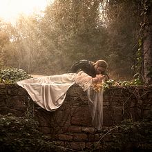 PREBODA Cuento romántico. Un proyecto de Fotografía artística, Composición fotográfica, Fotografía, Fotografía de moda, Fotografía de producto, Fotografía de retrato, Fotografía digital, Fotografía en exteriores, Fotografía para Instagram y Fotografía publicitaria de Alexandra Martín García | ArtDrómeda - 09.03.2017