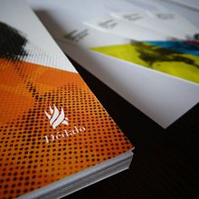 GUÍAS TURÍSTICAS PARA GRANADA . % Danae Remon tarafından hazırlanan Markalaşma ve Kimlik, Editör, Ve al Tasarım projesi - 09.12.2015