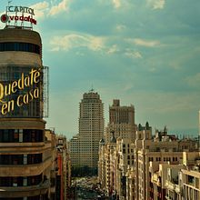#QuédateEnCasa - Concienciación Social . Un proyecto de Composición fotográfica, Diseño, Diseño de carteles, Diseño de la información, Diseño gráfico, Diseño tipográfico, Fotografía y Fotografía publicitaria de Alejandro Fraguas - 15.03.2020