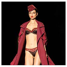 Fashion photography. Photograph, Fine-Art Photograph, and Fashion Photograph project by Roberto González - 03.16.2020