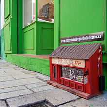 Small mouse shops for Made in Zaragoza Christmas Campaign. Un proyecto de Art to, Arte urbano, Artesanía, Bellas Artes y Creatividad de Marta Boza Samanes - 01.12.2017