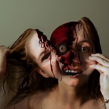 Auto-retrato: O Lado B de mim. Projekt z dziedziny  Kompoz, cja w fotografii, Fotografia art, st, czna i Fotografia portretowa użytkownika brunaleticiamoraes - 18.03.2020