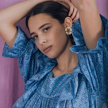 "Blue Anemone" Spring-summer 2020. Un proyecto de Fotografía de estudio, Fotografía de moda y Fotografía de retrato de Andrea Sánchez Souto - 23.03.2020