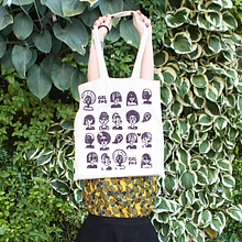 Bolsa serigrafiada GRL PWR. Un projet de Illustration traditionnelle , et Sérigraphie de Ángela Alcalá Alcalde - 05.03.2018