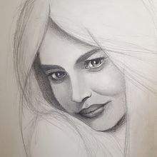 My project in Realistic Portrait with Graphite Pencil course. Drawing project by Ljubica Bratulic - 03.25.2020