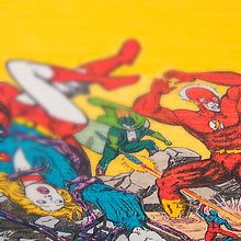 heroes. Un proyecto de Cómic, Dibujo, Dibujo a lápiz, Diseño gráfico, Ilustración tradicional y Pintura de Adan Gómez - 25.03.2020