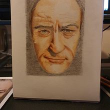Mi Proyecto del curso:  Retrato realista con lápices de colores. Un progetto di Disegno realistico di Ivonne Ordoñez - 27.03.2020