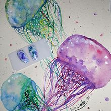 MEDUSAS EN UÑAS . Traditional illustration project by Alma Linda de Díaz - 03.27.2020