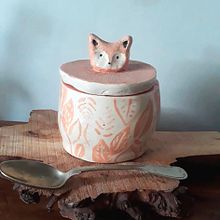 Zorro de bosque - contenedor. Arts, Crafts, and Ceramics project by EvelynTello - 04.01.2020