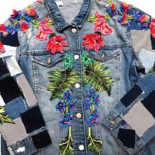 Patched Garden . Un proyecto de Bellas Artes, Bordado, Diseño y Diseño de moda de Ana María Restrepo - 04.04.2020