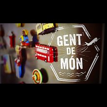 Video editor & post-production (Gent de Món). Un proyecto de Edición de vídeo, Motion Graphics, Post-producción fotográfica		 y Postproducción audiovisual de Roger Llorens Rosell - 21.06.2015