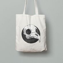 Calavera  Totebag. Traditional illustration project by Marta Portillo - 04.09.2020