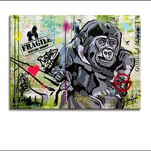 Baby Gorilla Artwork. Un proyecto de Arte urbano, Bellas Artes y Diseño de Adriana Riolo - 12.04.2020
