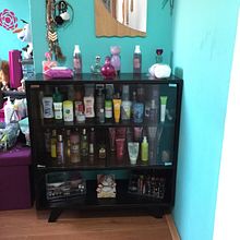 Vitrina para organizar los cosmeticos de mi hija.. Projekt z dziedziny Obróbka drewna użytkownika Adrian Rojas - 14.04.2020
