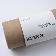 Katea - Visual identity & website. Br, ing, Identit, Graphic Design, and Web Design project by Clara Briones Vedia - 04.15.2020