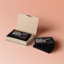 DISEÑO TARJETAS DE VISITA PARA MARCA SMILING WHITE. Un proyecto de Diseño, Diseño gráfico e Ilustración tradicional de María Hierro García - 25.09.2018