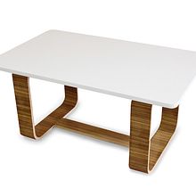 MESA DE SALÓN VICAMO. Un proyecto de 3D, Diseño, Diseño 3D, Diseño de interiores, Diseño, creación de muebles					, Producción audiovisual					 y Diseño de producto de María Hierro García - 21.11.2019