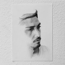 Retrato a grafito Ein Projekt aus dem Bereich Zeichnung, Bleistiftzeichnung, Artistische Zeichnung, Porträtzeichnung, Realistische Zeichnung und Traditionelle Illustration von Jordi Castells Navarro - 23.04.2020