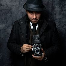 Mi Proyecto del curso: Autorretrato fotográfico artístico. Un projet de Photographie, Photographie artistique, Photographie de studio, Photographie de mode, Photographie de portrait , et Photographie numérique de Juan Carlos González Ramírez - 23.04.2020