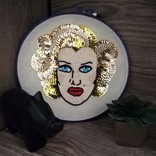 Mi primer bordado con pedreria!!. Embroider project by morales.m.rocio - 07.01.2020