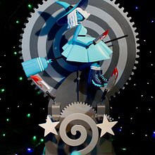Halloween Automaton. Projekt z dziedziny To, art, Craft, Projektowanie zabawek i Obróbka drewna użytkownika Camille Labarre - 04.05.2019