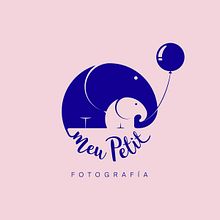 Identitad "Meu Petit". Un progetto di Br, ing, Br, identit, Design di loghi e Graphic design di Roger Castro - 04.09.2018