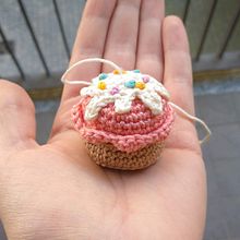 Cupcake. Fiber Arts, and Embroider project by Inés Durán Vega - 05.07.2020
