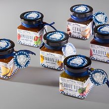 Mermeladas La Fageda. Art Direction, Graphic Design, and Packaging project by Marta Montenegro - 05.10.2020